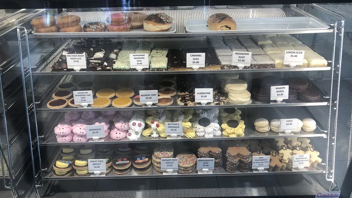 Middle Eastern Bakery bakes